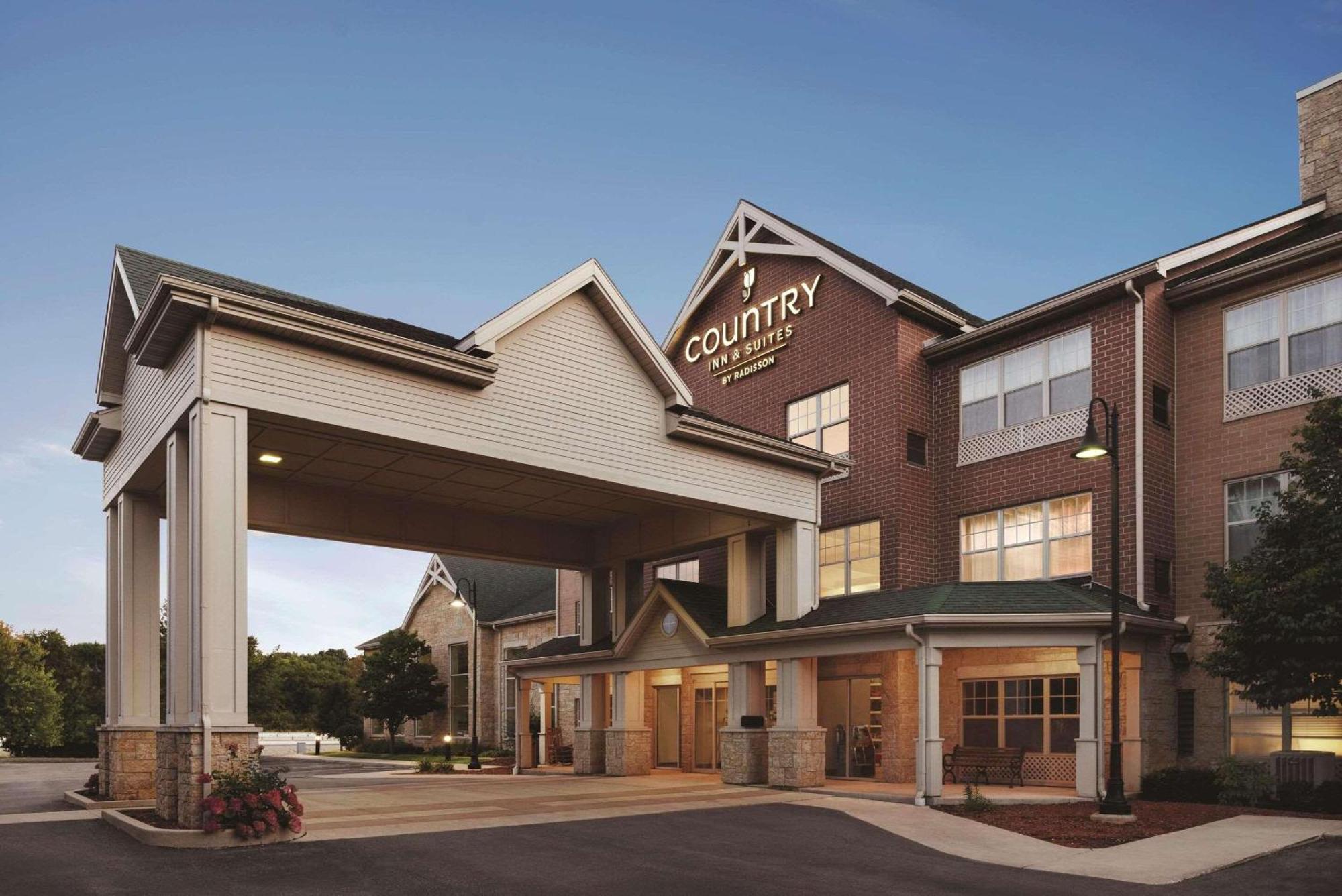 Country Inn & Suites By Radisson, Madison Southwest, Wi Fitchburg Exterior photo